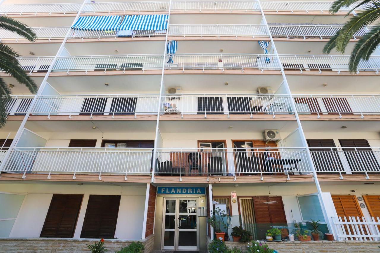 Apartamentos Flandria Salou Exterior foto